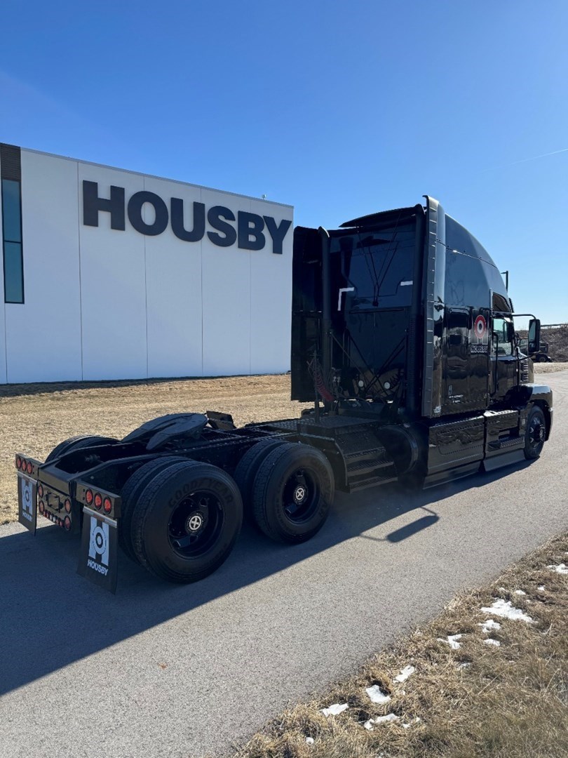 2020 MACK AN64T - USED TRUCKS SLEEPER - image 6